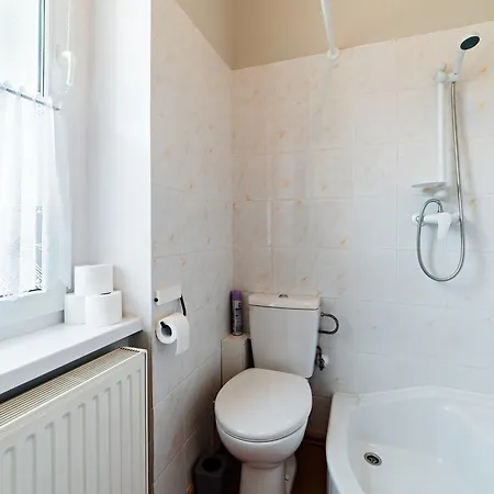 Everysky - Kolejowa 4 *